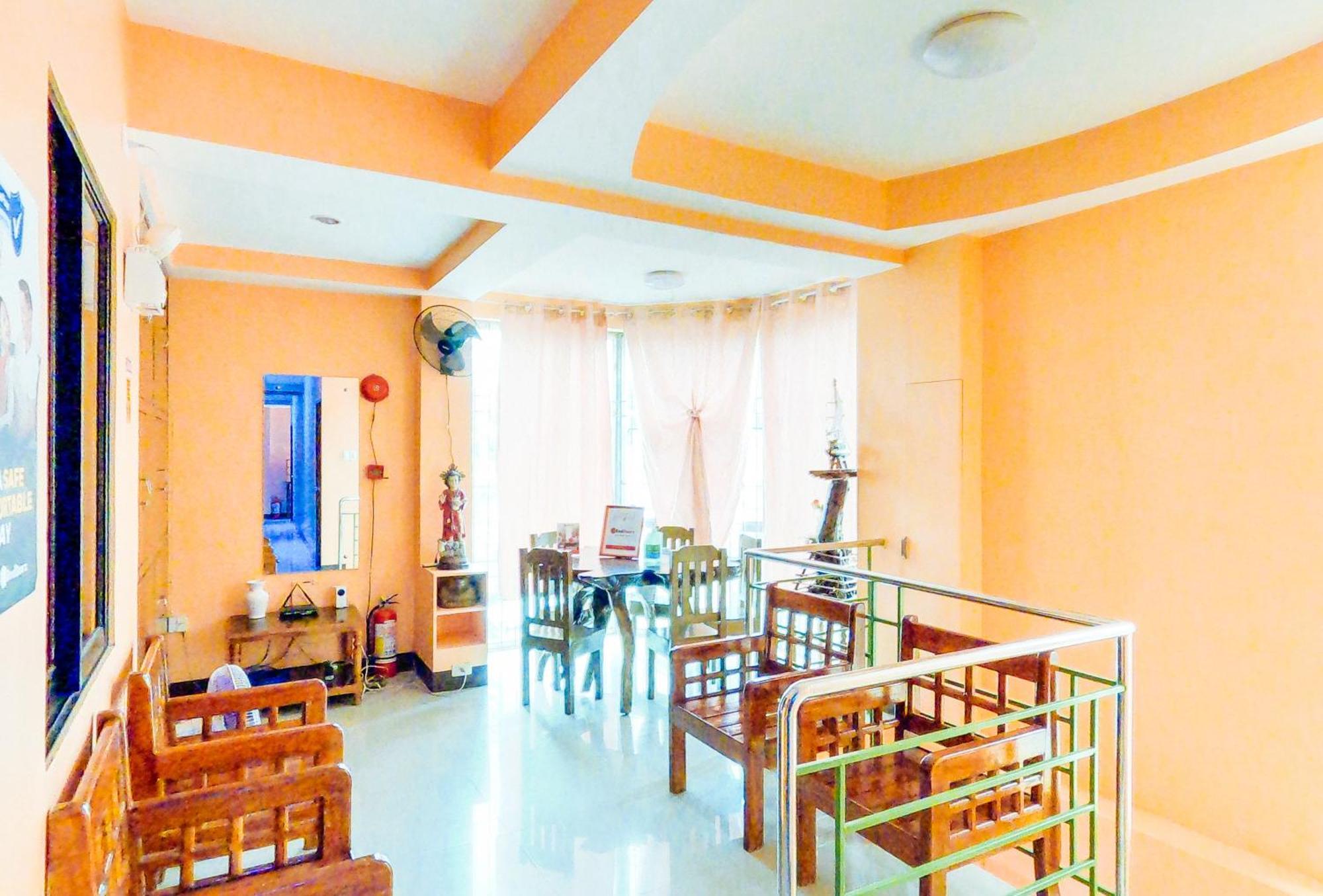 Hotel RedDoorz @ Pamaong Street Tagbilaran Exterior foto